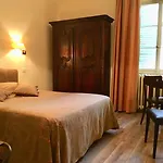 De L'ange Hotel