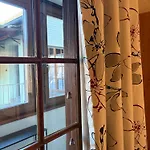 De L'ange Hotel