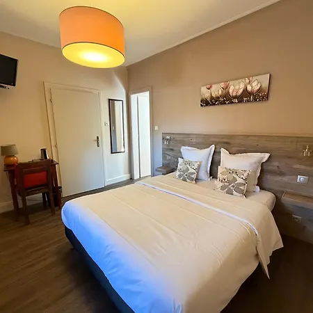 Hotel De L'ange 3*